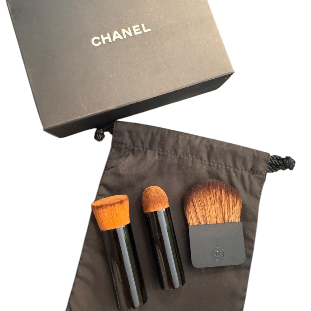 Authentic and brand new Chanel brush lot of 3